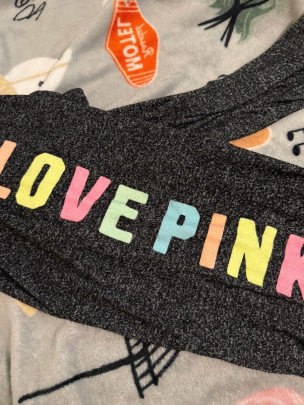 Victoria's Secret PINK 'LOVE PINK' Gray sleep pants